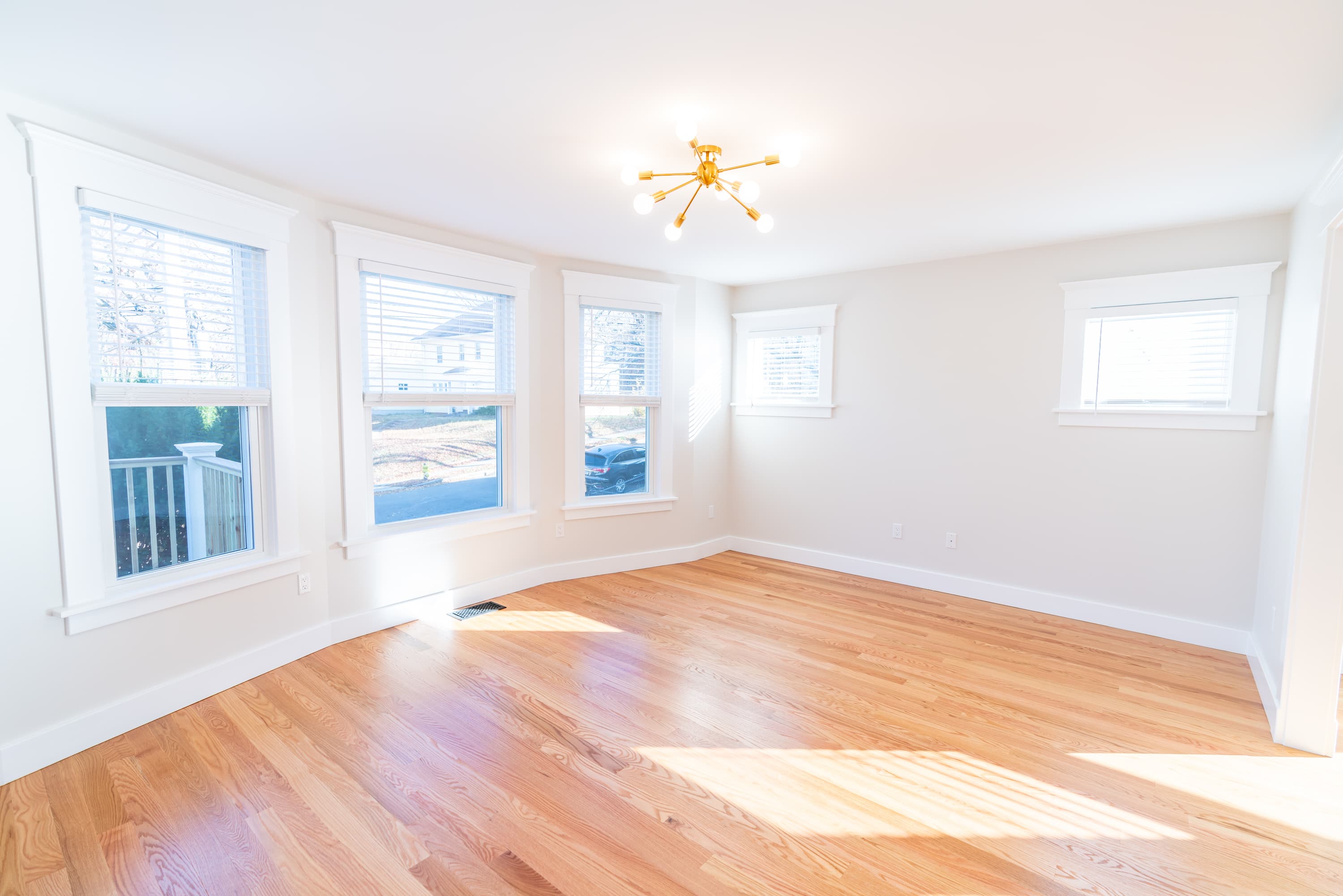 Premium Apartments for Yale Graduate Students & Postdocs